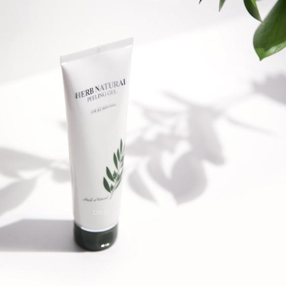 Доктор. Натуральный пилинг-гель Pepti Herb 130 мл (3 варианта)