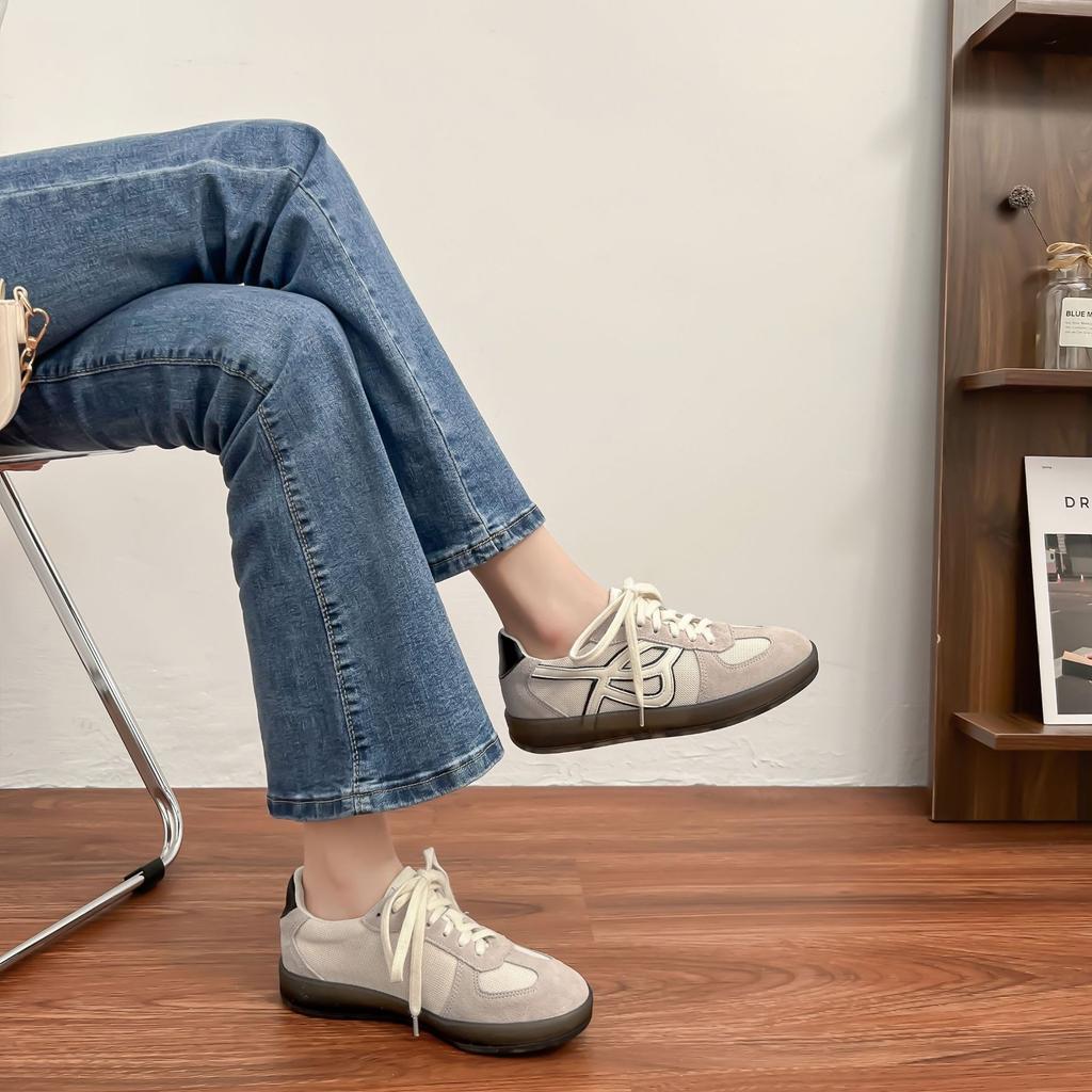 Grape Mother Comfortable Breathable Thick Baseplate Shoes Front Lace-up Campus Style Casual Shoes Spring and Summer New Sports Shoes Women's Outer Wea