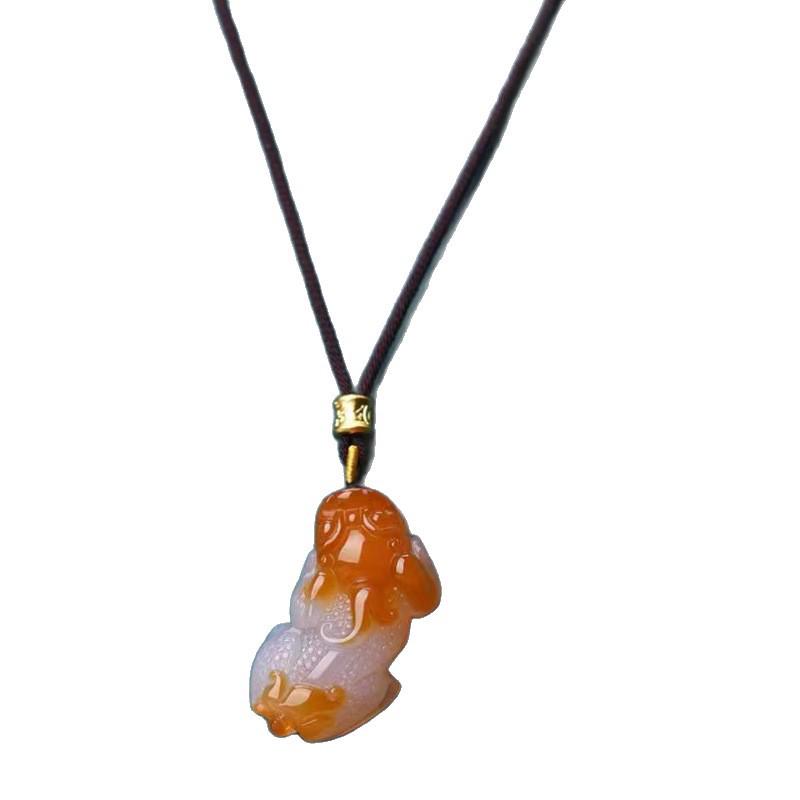 Золотой кулон Пи Яо с цикадой, натуральным ледяным агатом, халцедоном, нефритом и умными цветами - Дизайн с изображением Будды Гуаньинь и пейзажа.