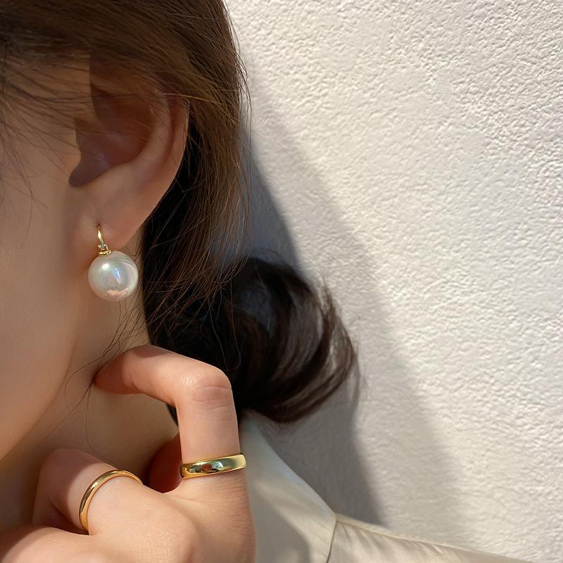 All-match Pearl Earrings Temperament High-end Earrings Korean Style
