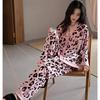 Пижамный комплект с леопардовым принтом осень-зима, топ с длинными рукавами на пуговицах и брюки с эластичным поясом, женская одежда для сна и отдыха