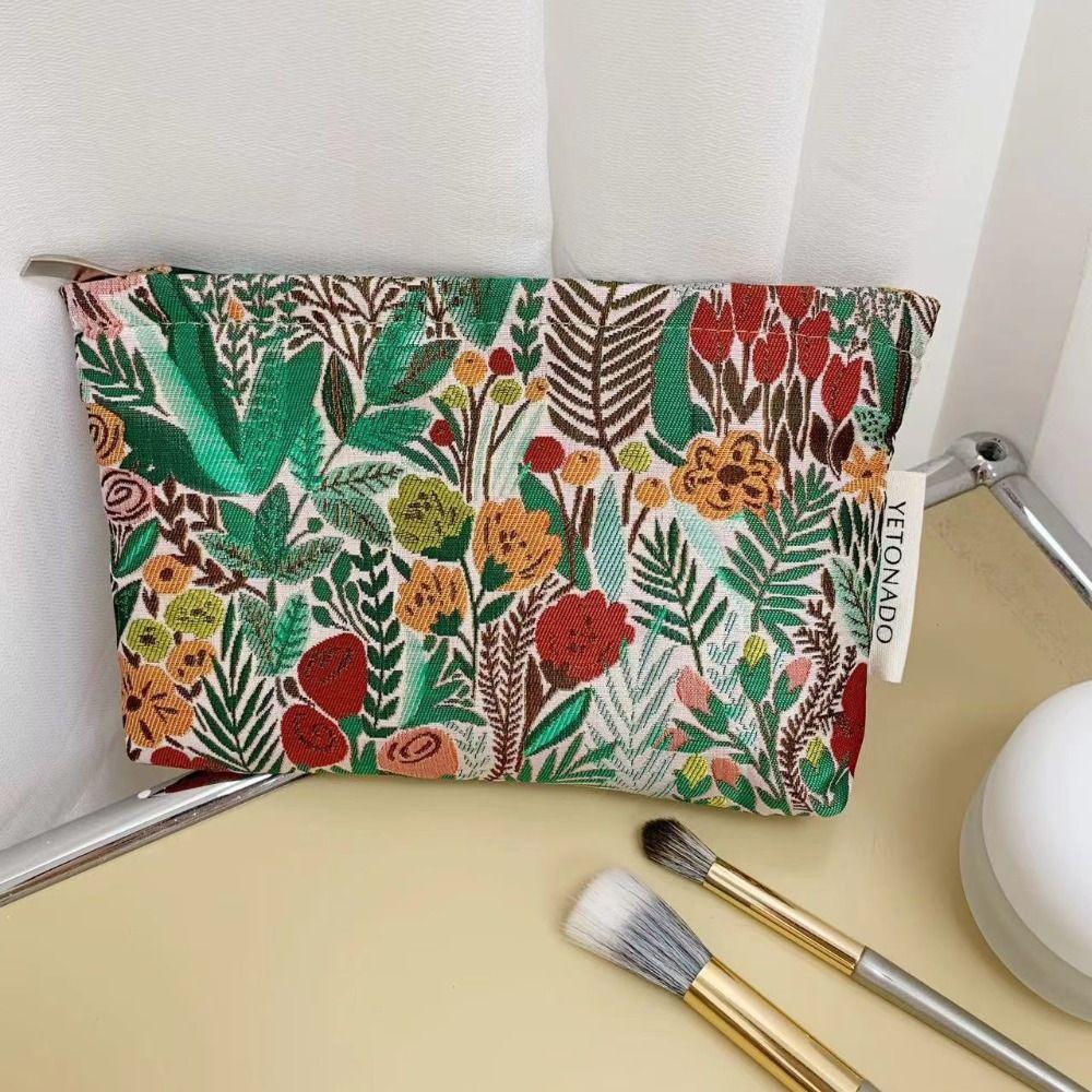 Polyester Canvas Flower Clutch Bag Large Capacity Zipper Closure Makeup Bag Portable Flower Forest Pattern