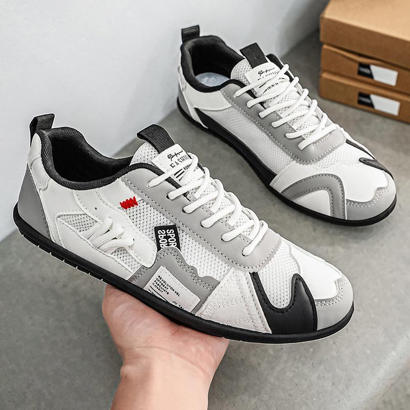 Large size one-foot staring men's shoes sports board shoes fashionable, lightweight and wear-resistant men's casual Forrest Gump shoes