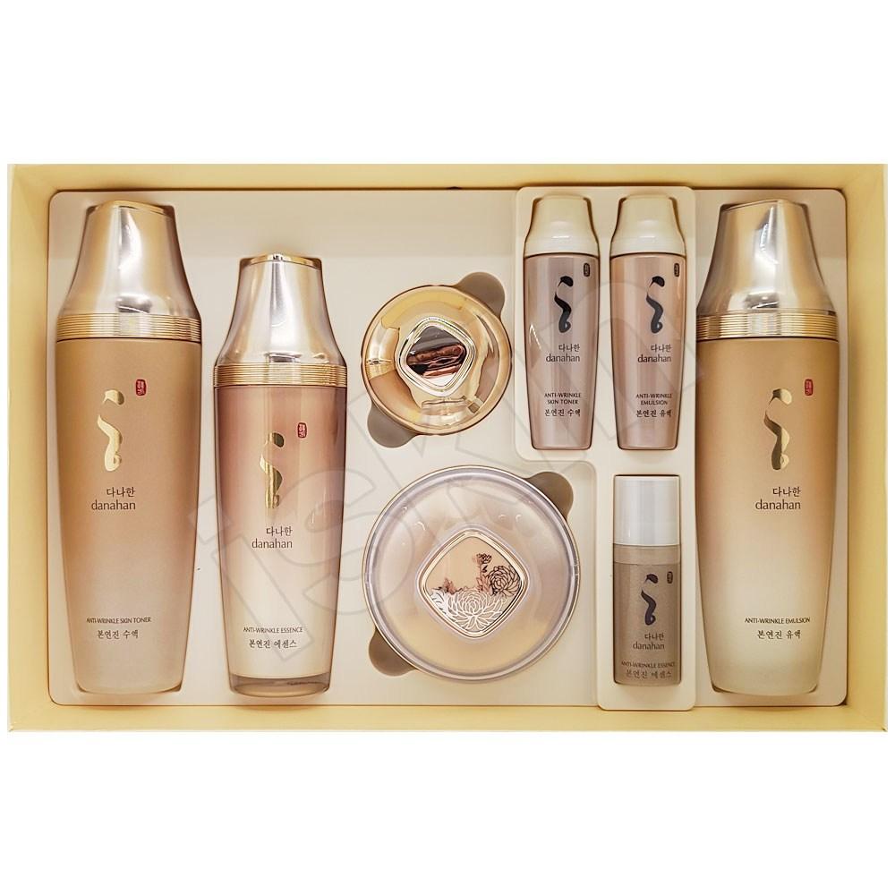 Данахан Бонёнджин, набор из 4 предметов, 1 комплект