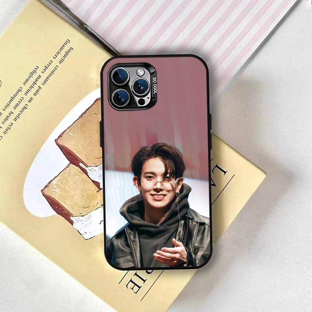 Чехол для телефона H-Heeseung L-Lee для iPhone 17,16,15,14,13,12,11 Plus,Pro Max,XS,Разноцветный Серебристый Черный Чехол