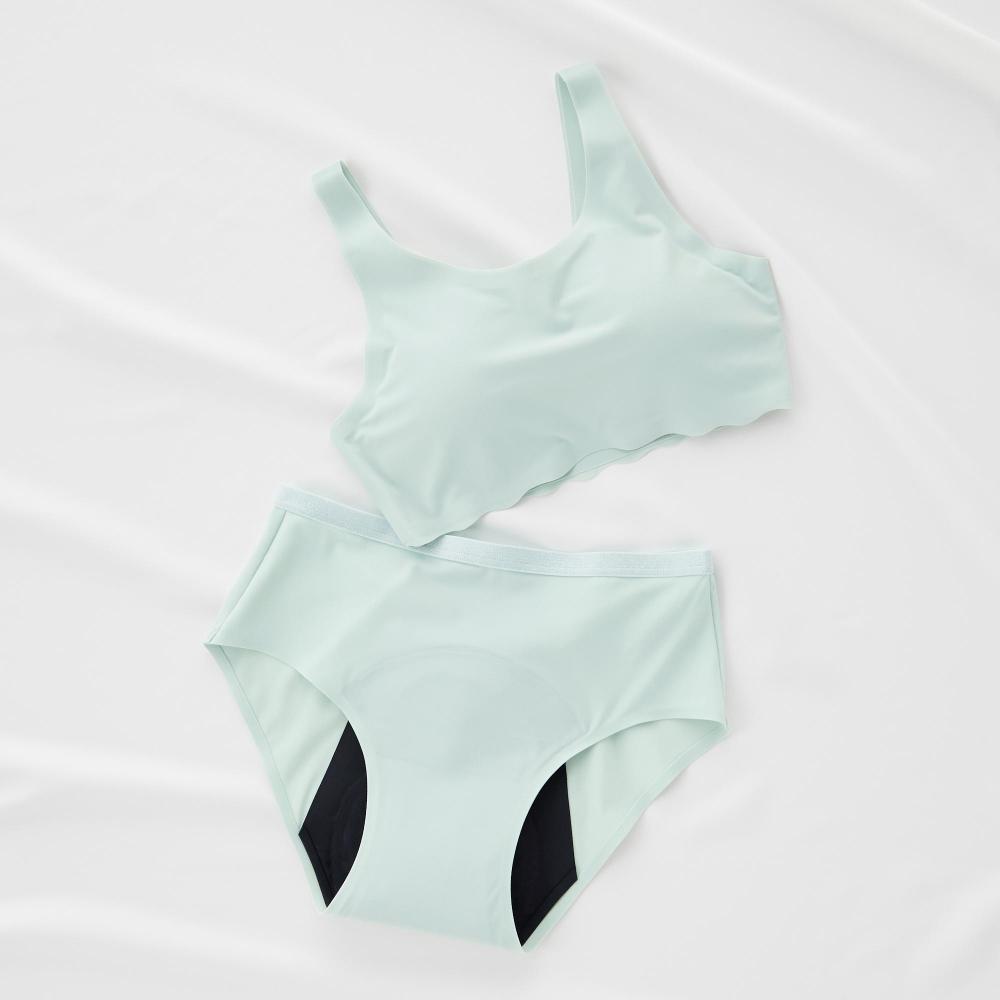 Uniqlo Доступна первая модель бюстгальтера Airism для японских девушек