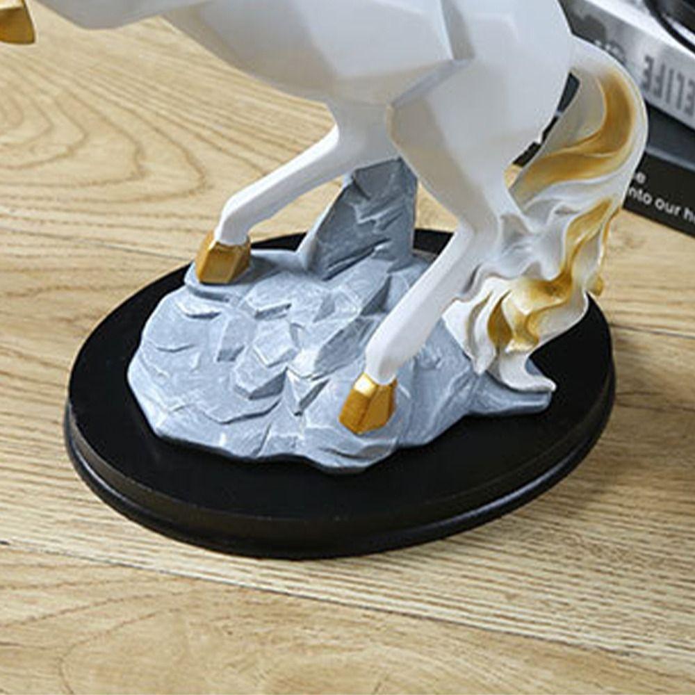 Handicraft Horse Statue Modern Animal Sculpture Desktop Ornament Horse Ornament  Office