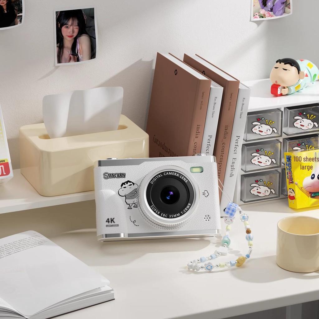 Crayon Shin-chan Retro HD Student Camera - Portable Entry-Level Gift for Birthday or Graduation