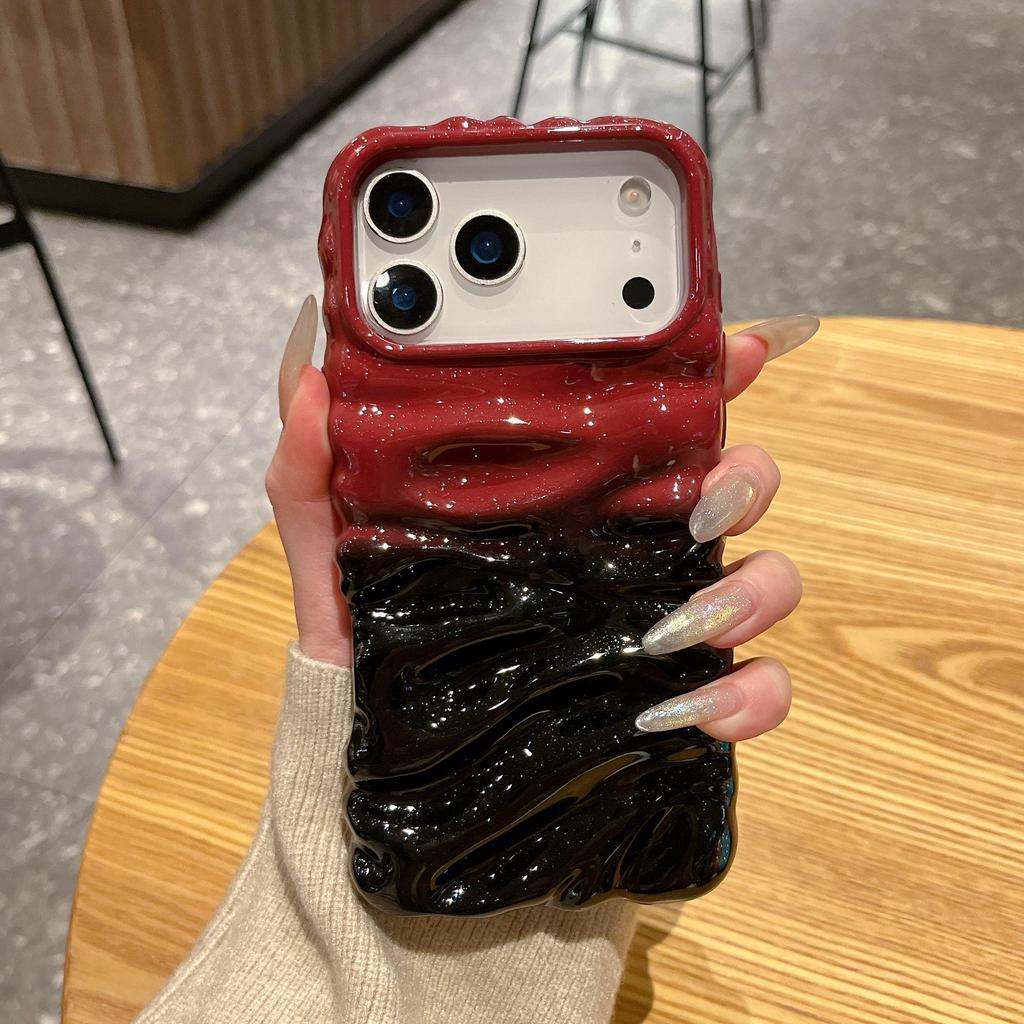 Чехол с 3D-плиссированной текстурой и градиентом для iPhone 16 Pro Max/17
