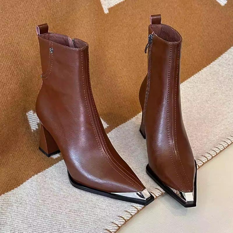 Кожаные массивные женские ботильоны с острым носком на высоком каблуке, сексуальная обувь 2025 года, модные новые туфли-лодочки, зимние туфли-челси Botas De Mujer