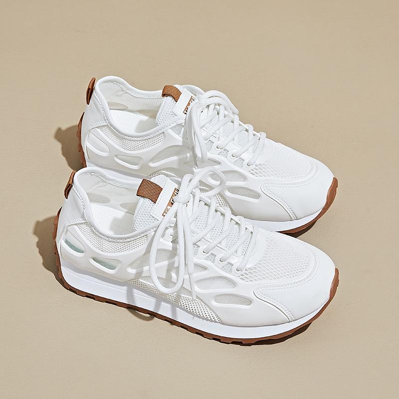 2025 breathable mesh white shoes women's summer mesh sandals super fire hollow sports travel shoes single net Forrest Gump shoes