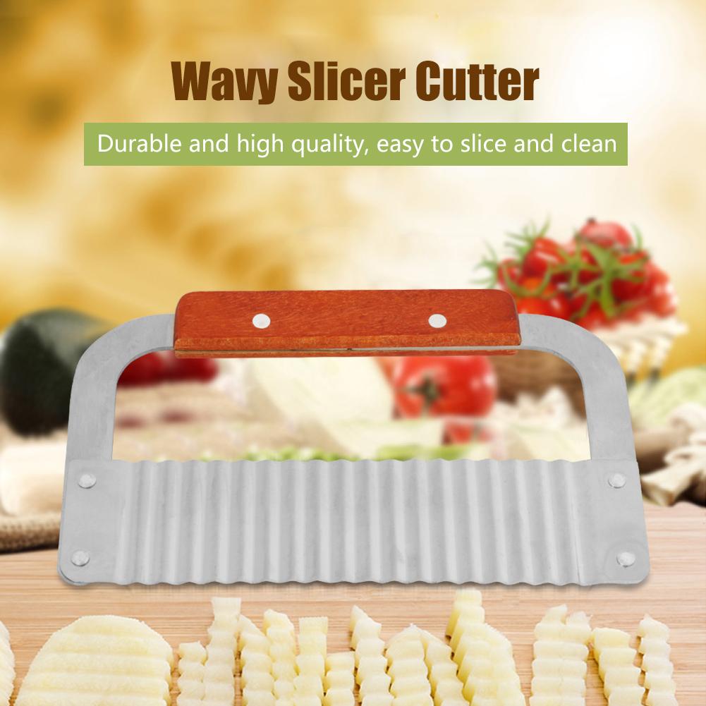 Soap Cutter, Wax Vegetable Cutter with Hardwood Handle Stainless Steel Crinkle Cutting Tool for Soap Vegetable Candle Cake Wavy r Tool