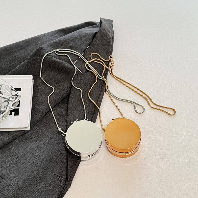 Женская сумка персонализированная мини акриловая круглая торт маленькая сумка 2025 новая мода глянцевая кроссбоди сумка для помады тренд