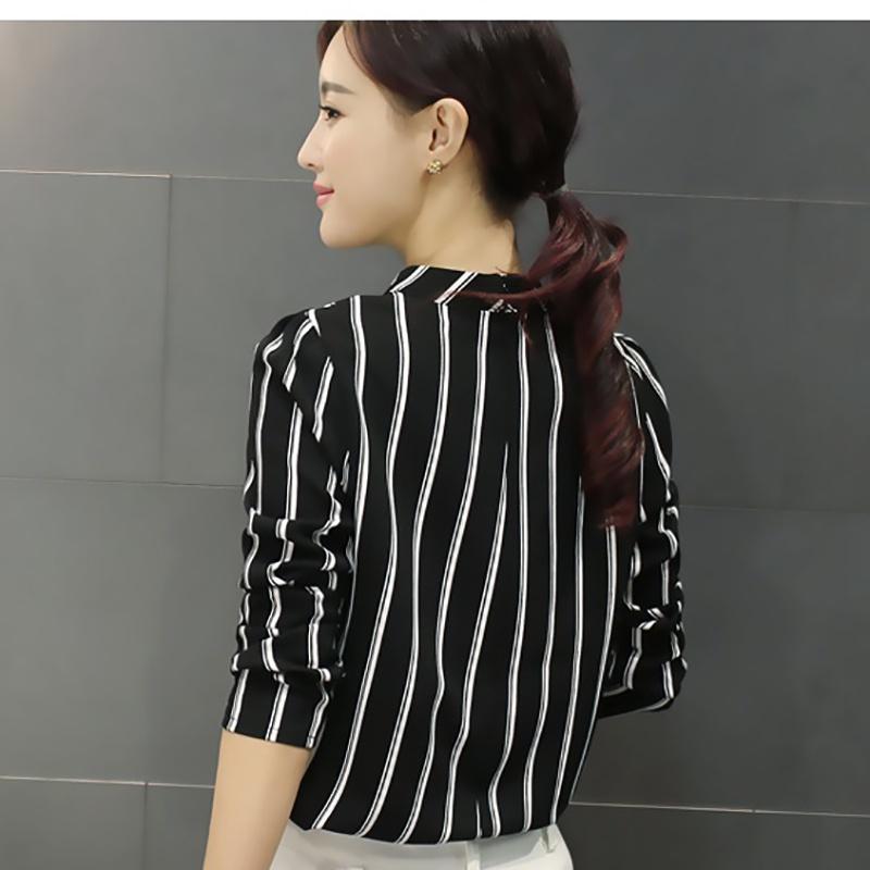 Elegant Women Long Sleeve O-neck Stripe Blouse With Premium Quality Fabric And Timeless Design