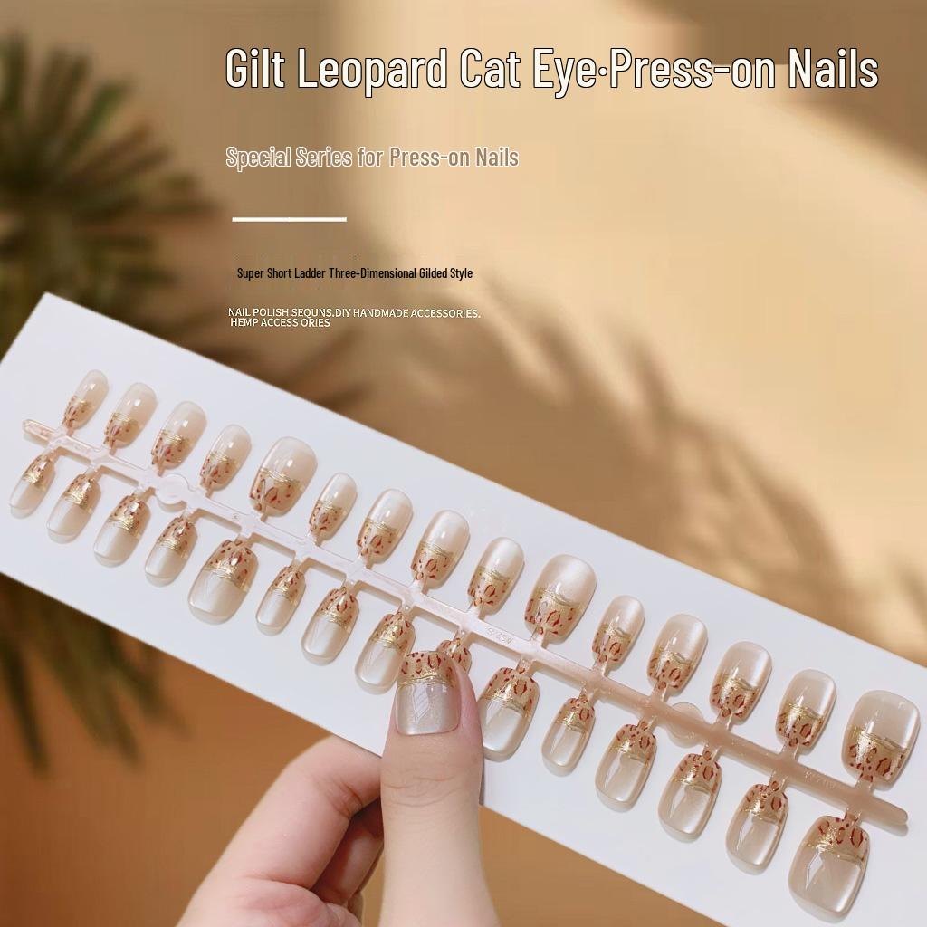 Gold-Plated Leopard Cat Eye 3D Manicure Nails