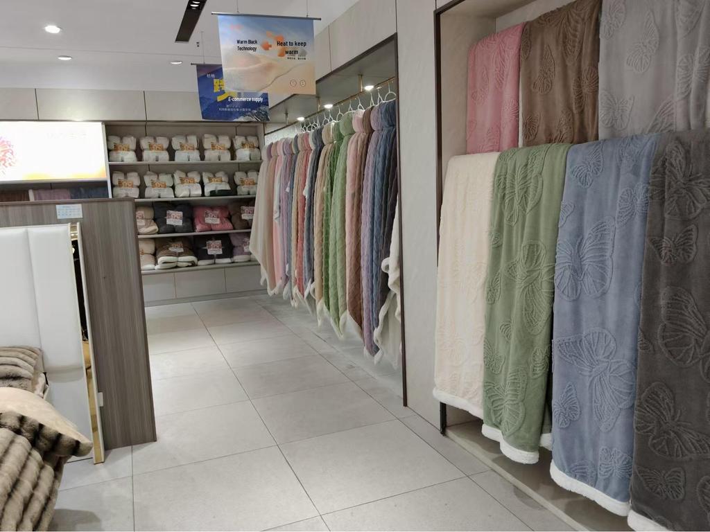 Плюшевое одеяло из толстого искусственного кроличьего меха с широким рубчатым сетчатым узором для перерыва на обед или использования под кондиционером