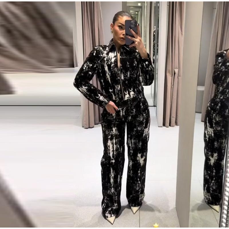 Irregular Printing Zipper Long Sleeved Jacket Women Casual Turndown Collar Short Coat Fashion Street Style 2025 Spring and Summer New