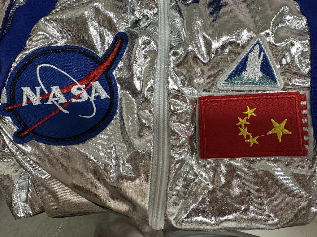 Astronaut Pilot Halloween Costume: Spacesuit Role-Playing Outfit for Kids and Adults