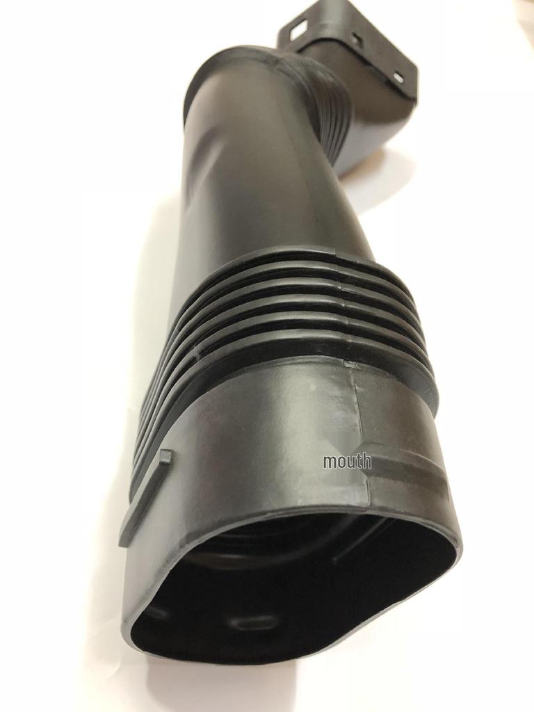 BMW F10-F13, F01 Передний воздухозаборник (Часть №. 13717582310)