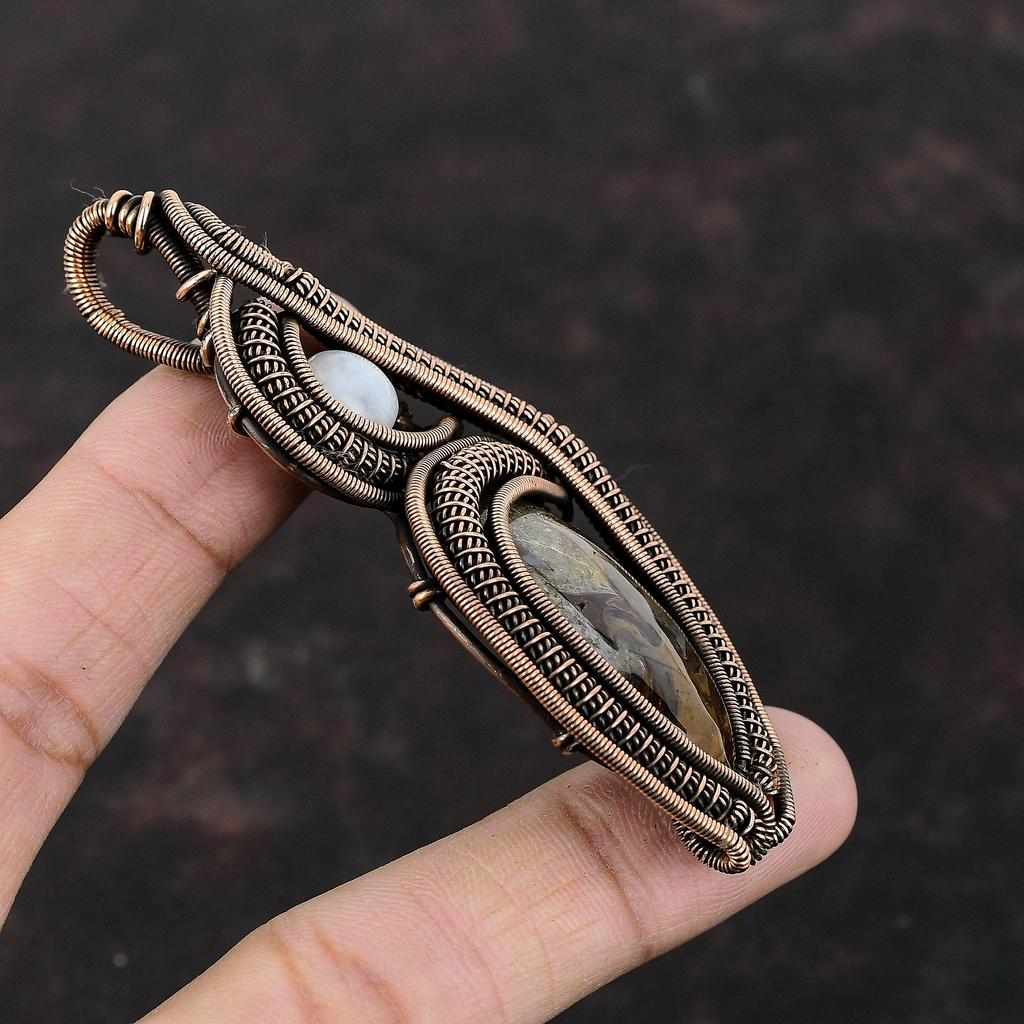 Rock Calci Подвеска Медная проволока Обернутая подвеска Радужный лунный камень Ювелирные изделия из драгоценных камней Элегантный кулон Ручная работа из медной проволоки Ювелирные изделия Подарок для него