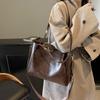Bag Women's New Autumn and Winter Commuting Niche Armpit Large Capacity Retro Fashion Tote Bag Shoulder Bag