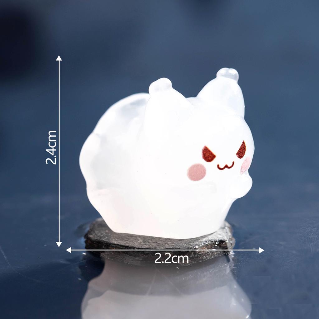 Микропейзаж Милая светящаяся в темноте фигурка кота Маленькое привидение Декоративные аксессуары для рабочего стола Мини-украшения