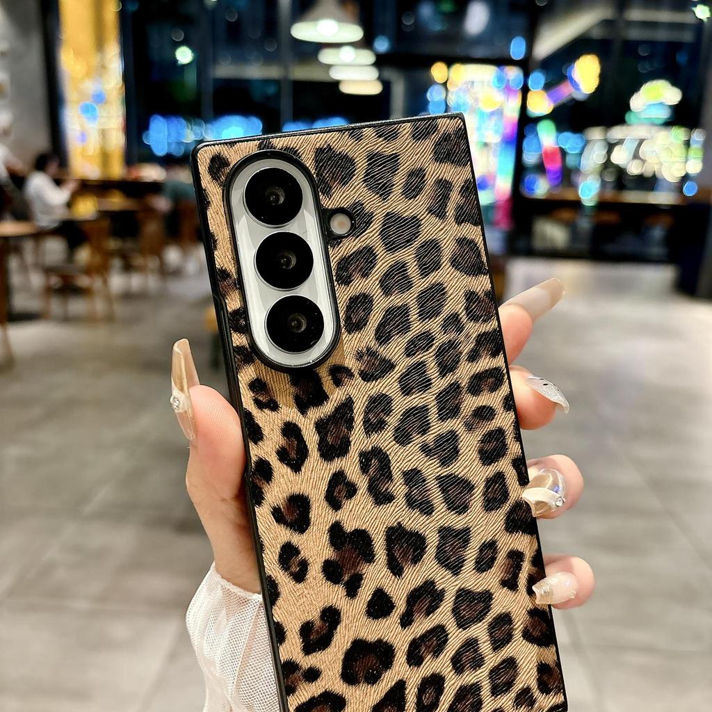 Противоударный чехол с леопардовым принтом для Samsung Galaxy Z Flip7/6/5