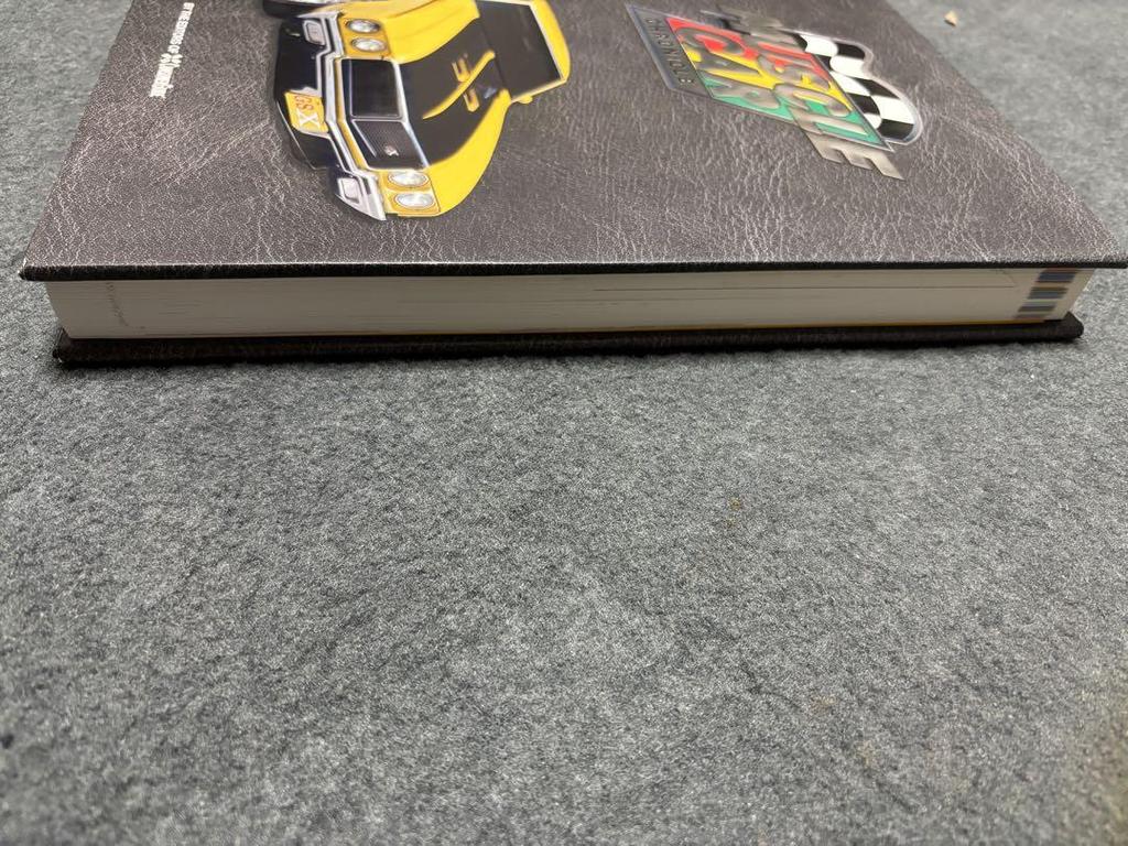 [Б/У] Анонимная доставка (иностранная книга) Книга "Хроники маслкаров" Редкая