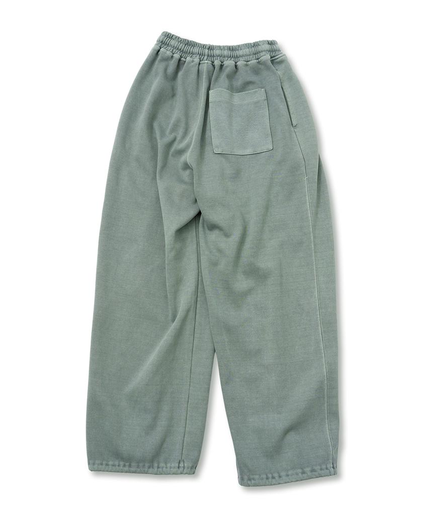 HOOVES Pigment-Dyed One-Pleat Sweatpants [Khaki]