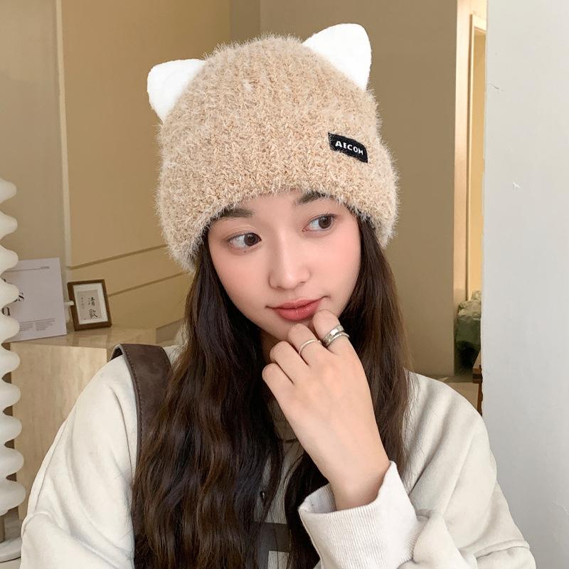 Korean Version of Autumn and Winter New Hat for Women Cute Cat Knitted Wool Hat for Winter Warm Pullover Hat Cold Ear Protection Hat