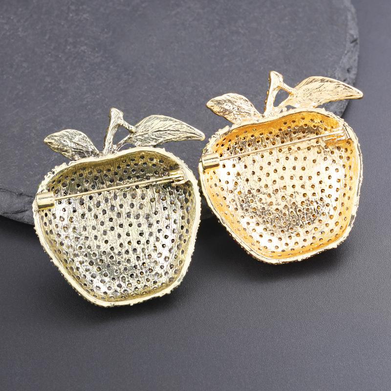 Christmas Eve Full Diamond Fruit Apple Brooch High-end Luxury Female Corsage Transshipment Meaning Peace Jewelry Pin