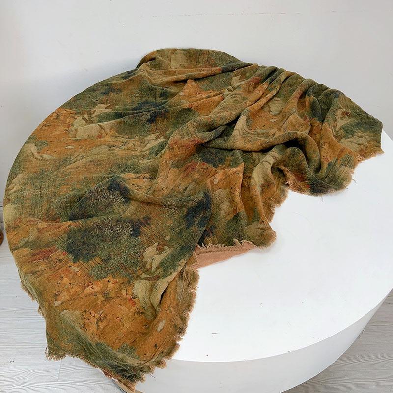 Шелковый треугольный шарф в стиле ретро - тонкий летний женский аксессуар для шеи