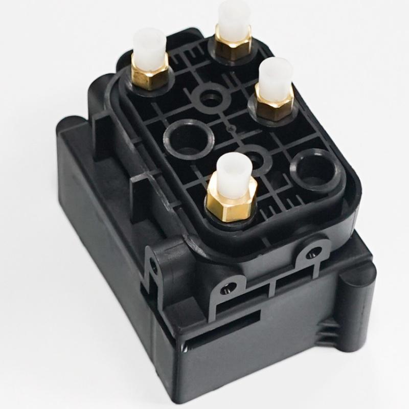 OEM:A2123200858 A2123200000 Air Suspension Solenoid Valve Block Suitable for Mercedes-Benz CLS C218 2011-2017