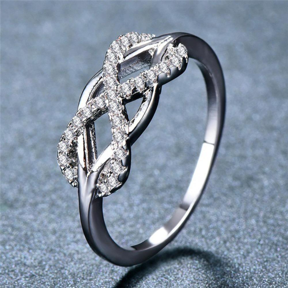 Elegant 8 Shaped Rings for Women with Sparkling Zirconia Stones Trendy European American Jewelry Gift