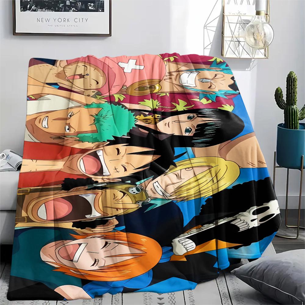 Фланелевое одеяло с принтом персонажей One Piece, Высококачественное, Удобное для всех сезонов, Декор для дома, Тепло и уют, Идеально для рождественских подарков