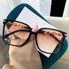 Square Frame Chain Temples High-end Fashionable Women's Sunglasses European and American Simple Internet Celebrity Sunglasses