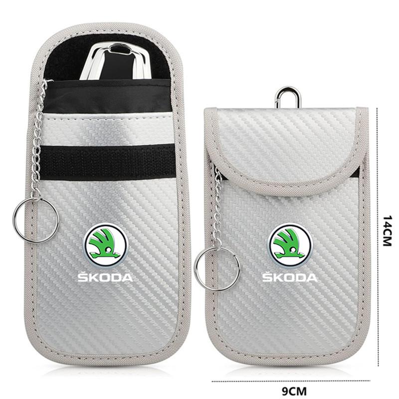 AAAJD1 Car Key Case Signal Blocker Bag RFID Shielding Pocket For Skoda Fabia 1 2 Octavia a7 RS Superb Rapid Yeti Karoq Vision Accessory
