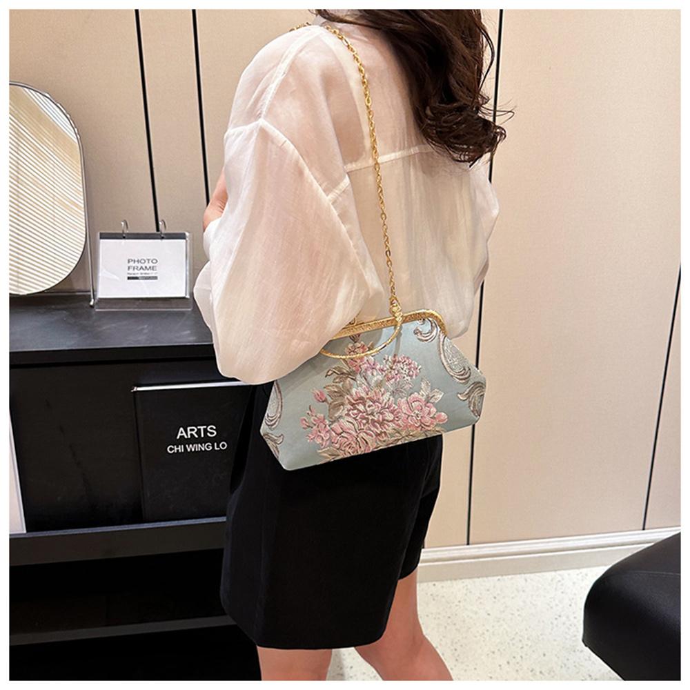 2023 New Clip Buckle Chinese Style Dinner Bag Handheld Single Shoulder Diagonal Versatile Fashion Embroidered Flower Ladies Bag