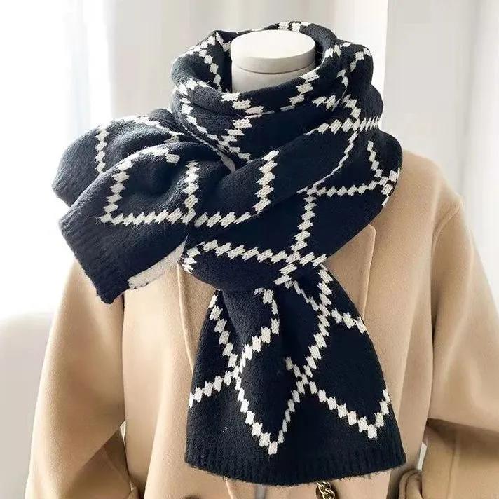 WTEMPO Women's Retro Elegant Printed Cold-proof Windproof Warm Scarves Outdoor Autumn Winter Casual Versatile Scarves