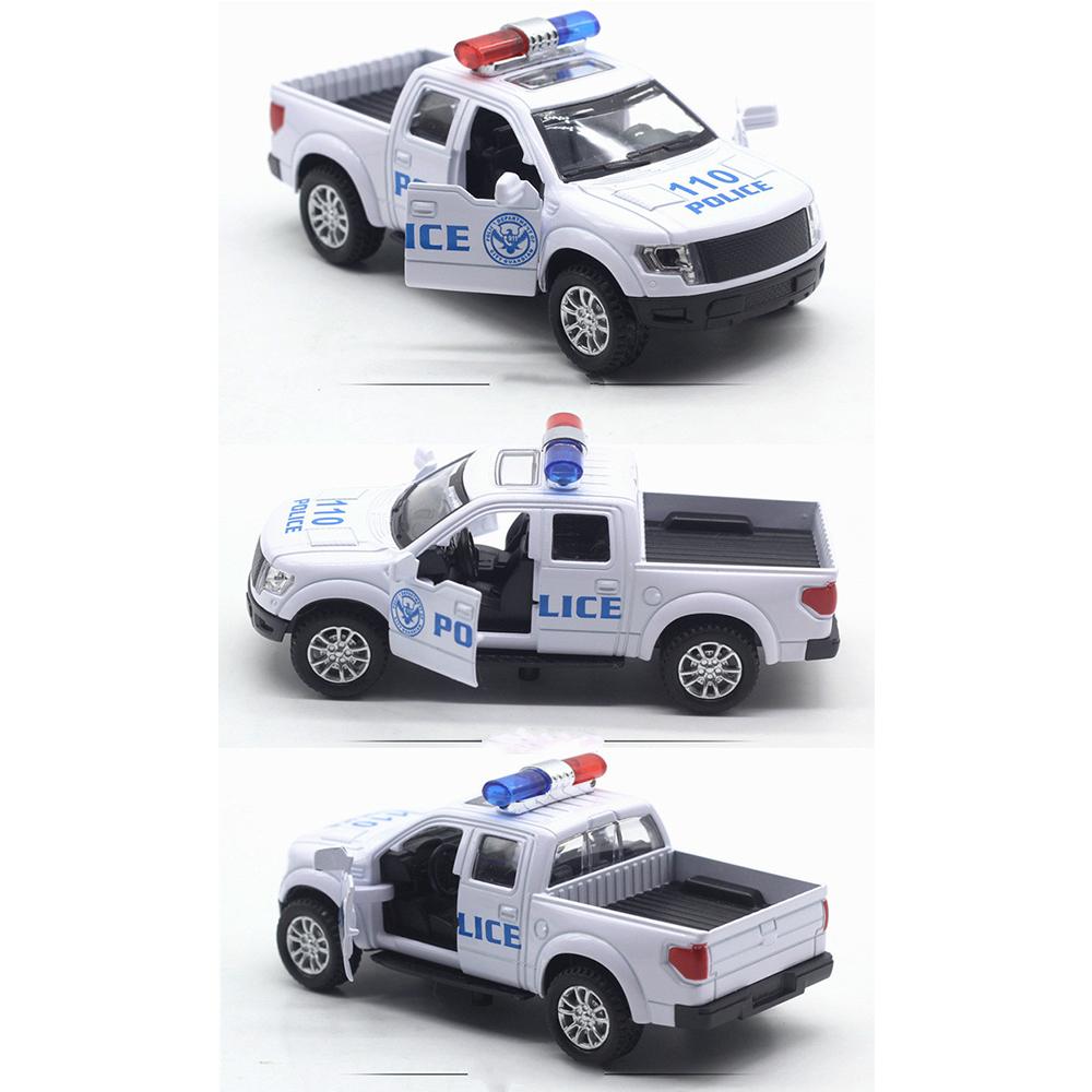 Мини-полицейская машина Ford в масштабе 1/32, Мини-полицейская машина Toyota, модель автомобиля с откатным механизмом Мини-полицейская машина, литая под давлением модель автомобиля, литая под давлением игрушечная машина