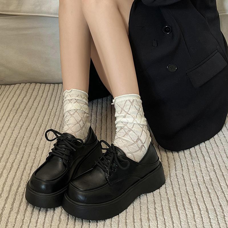 2025 весна ретро британский стиль маленькие кожаные туфли женские летние новые круглые универсальные черные туфли-лоферы на платформе одинарные туфли