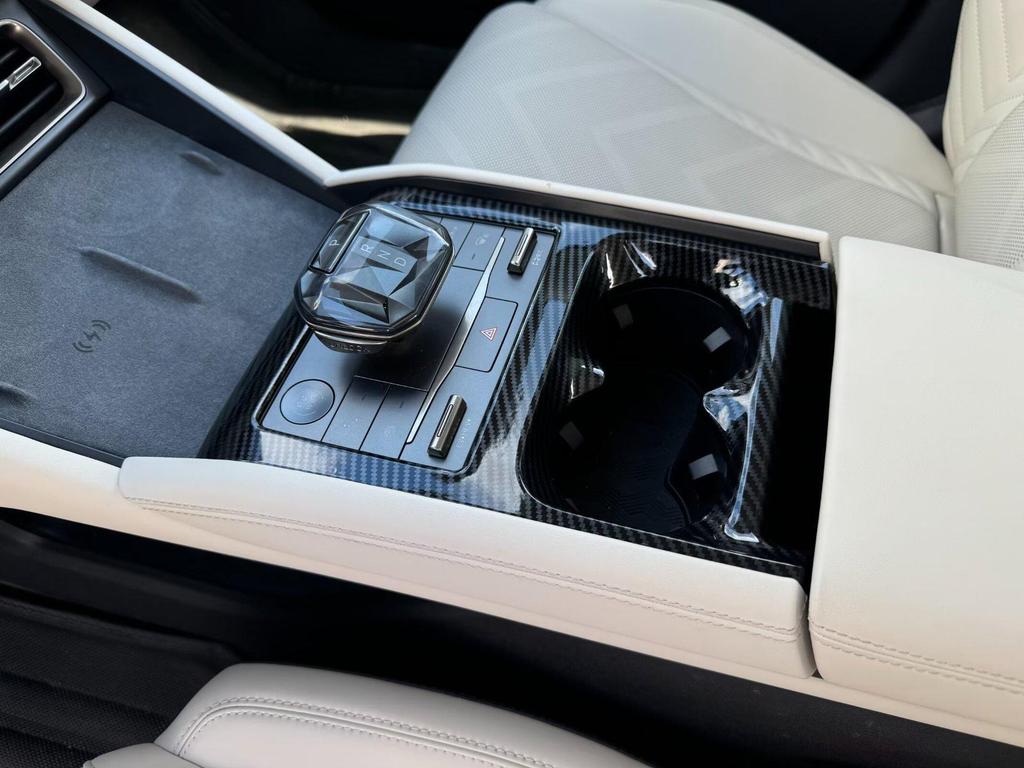 Compatible Accessories for BYD Qin L DM-i 2024: Steering Wheel, Armrest, Rear Panel, Air Vent, Door Sill Plates