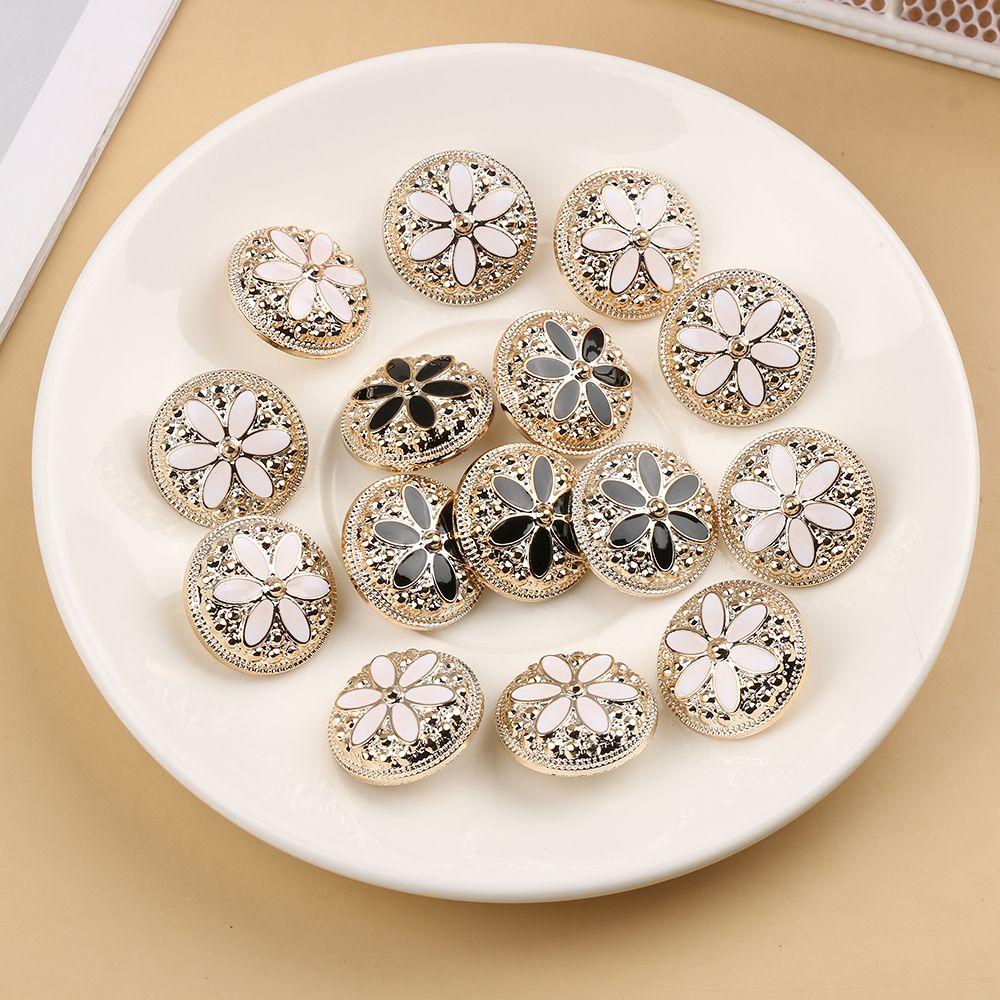 10Pcs/Set Handmade Ornaments DIY Sewing Accessories Clothing Buttons Needlework Shirt Buttons
