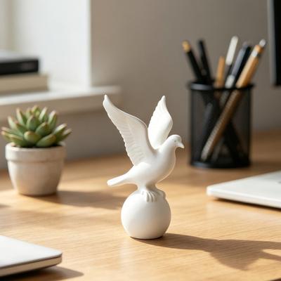 Белая фигурка птицы, напечатанная на 3D-принтере, Маленькая птица мира на шаре, Маленькая декоративная скульптура птицы для интерьера, Декор для стола, полки