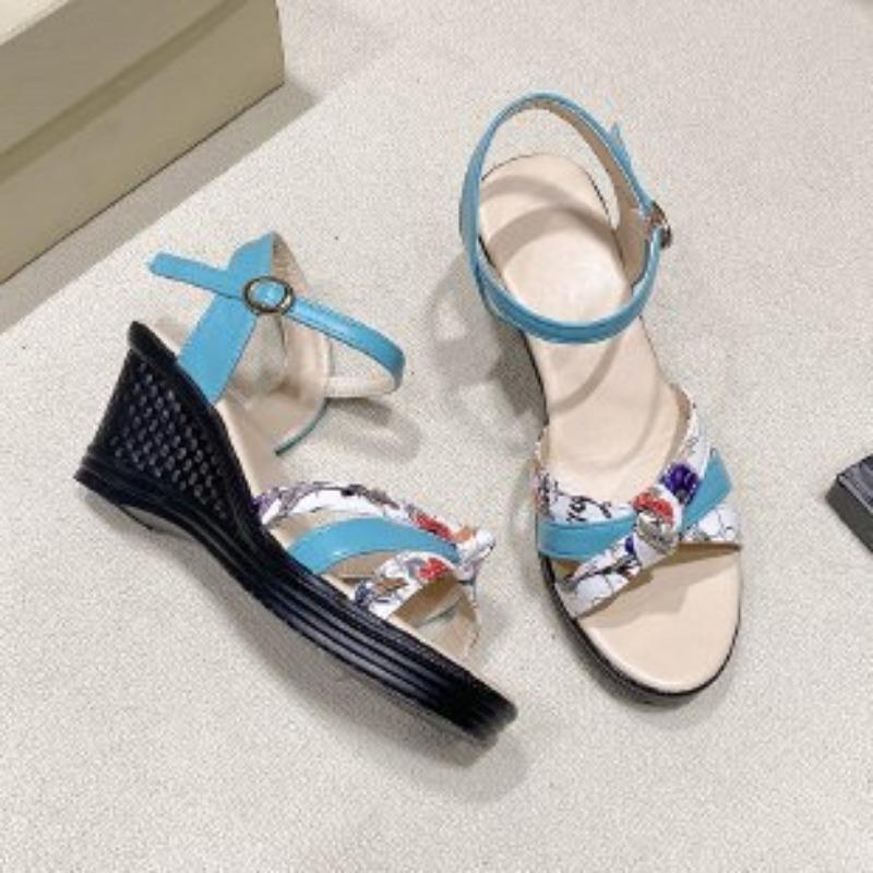 Сандалии летние новые женские сандалии женские на танкетке высоком каблуке с принтом с открытым носком с ремешком на щиколотке