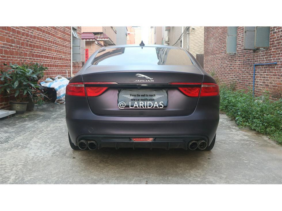 Комплект заднего диффузора-спойлера для Jaguar XF XFL XE XEL 2015-2020