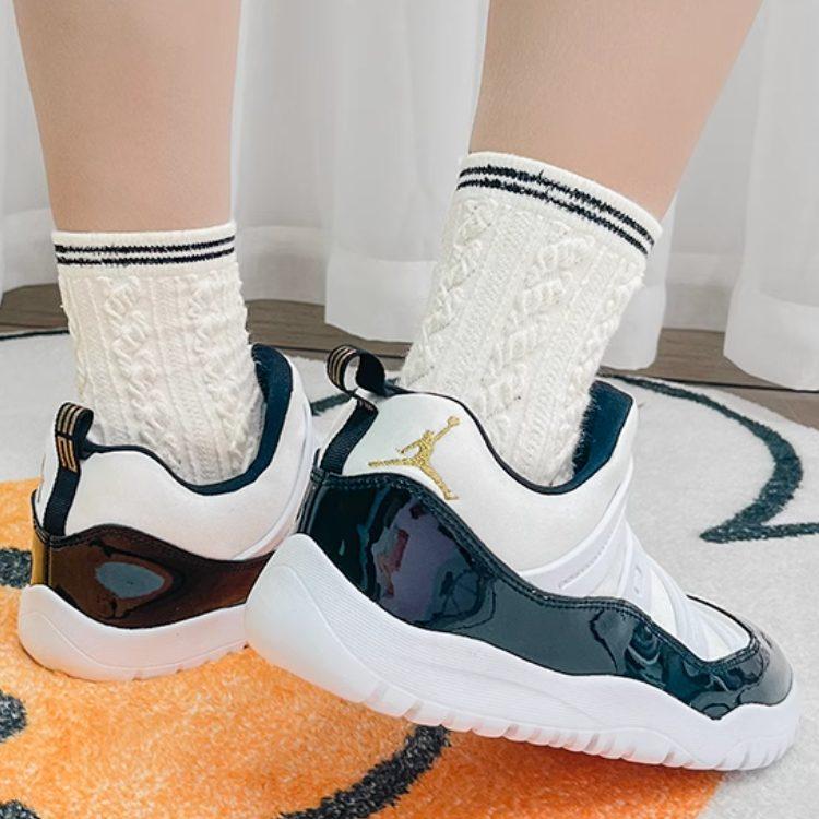 Jordan Детские баскетбольные кроссовки Air Jordan 11 Low White Black для детей BQ7101-170