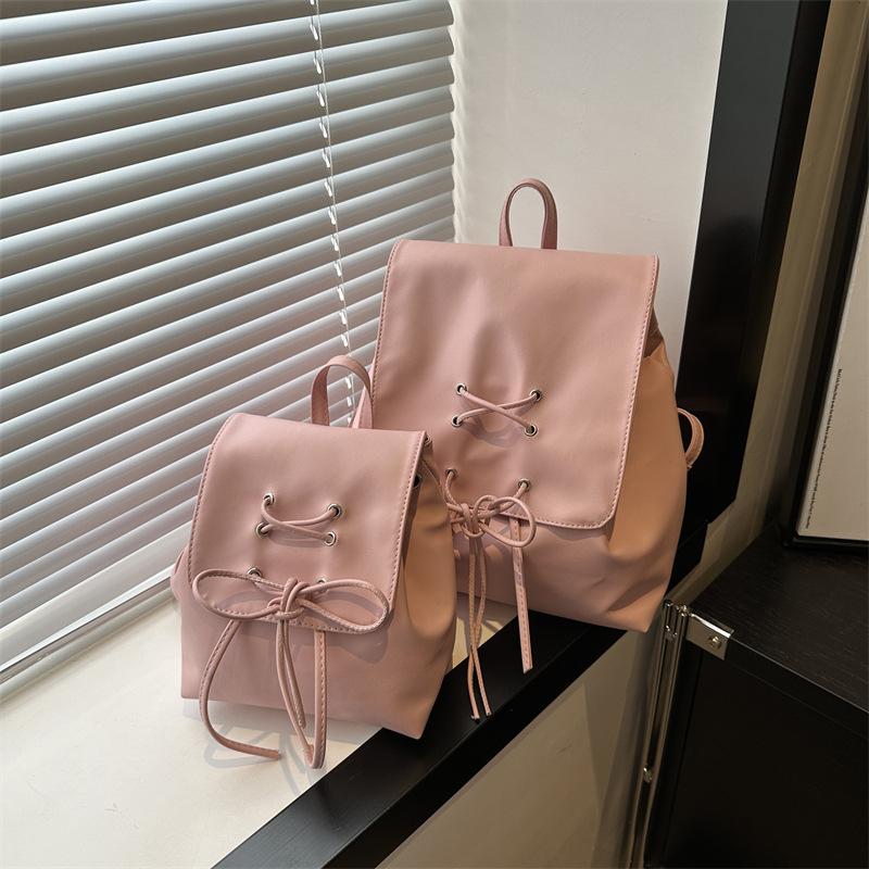 Простой стиль, милый рюкзак для женщин с нишевым дизайном, темпераментная сумка, небольшой рюкзак в студенческом стиле для женщин