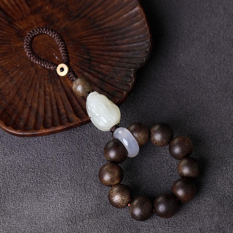 Vietnam Nha Trang agarwood semi-submersible car keychain pendant, natural Hetian jade Pixiu car interior decoration accessory