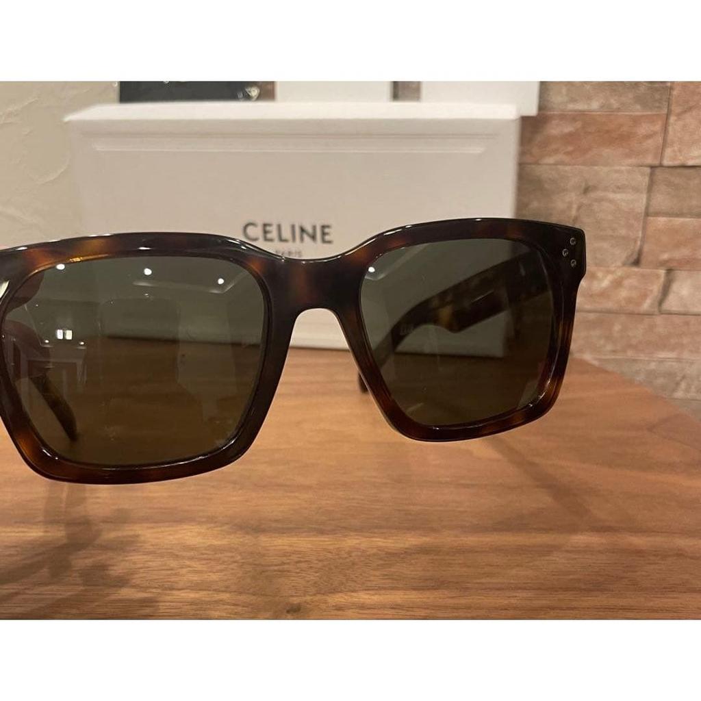 Б/у солнцезащитные очки CELINE в черной оправе 45